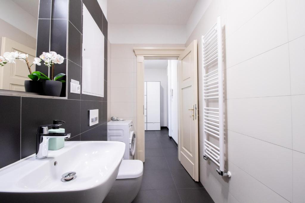 Stay Inn Apartments Krakovska - 5