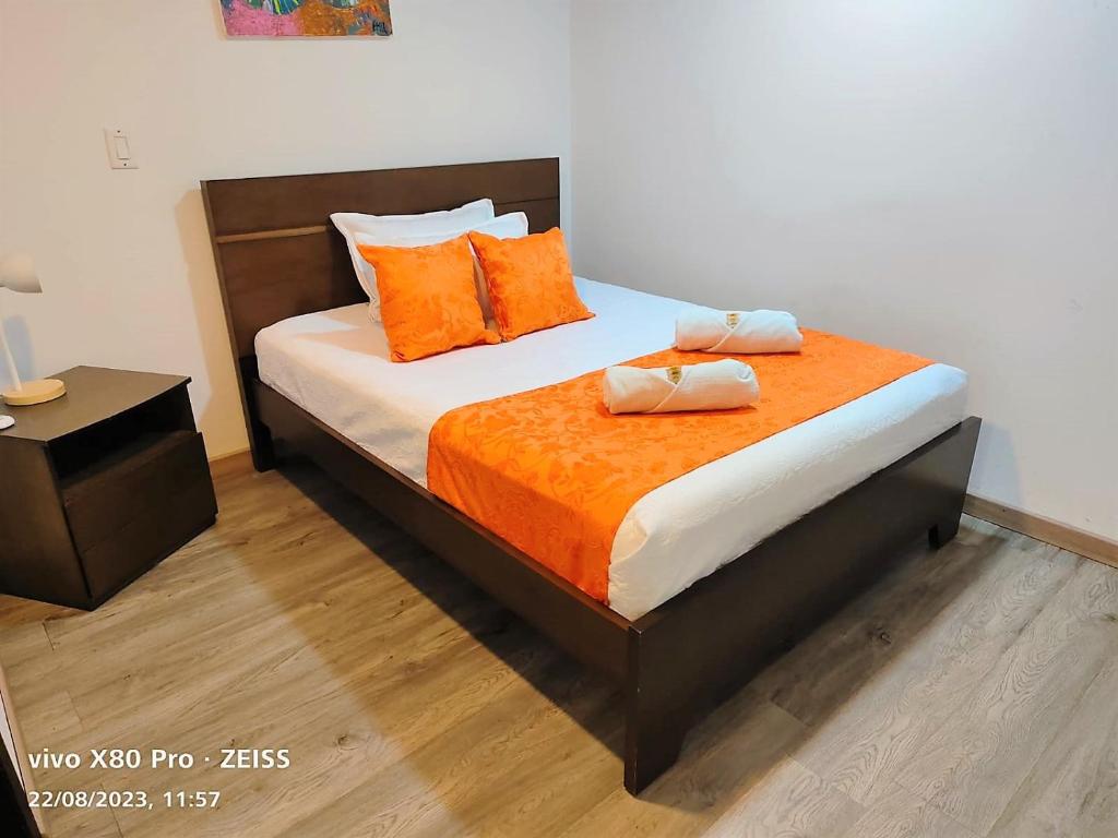 Postel nebo postele na pokoji v ubytování Hotel Kristal Ferial