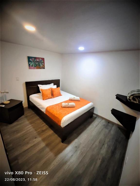 Postel nebo postele na pokoji v ubytování Hotel Kristal Ferial