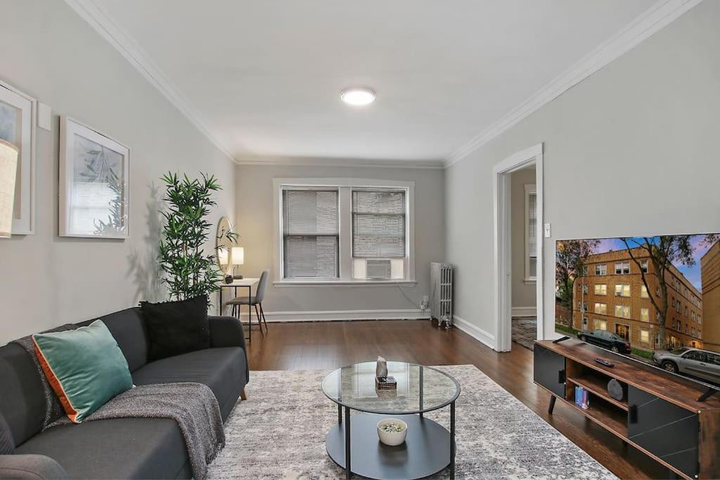 Gallery image of 1BR Serene and Cozy Chicago Apartment - Manor 2 in Chicago