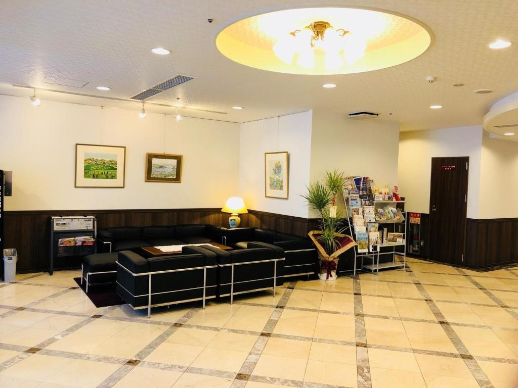 Sunwest Hotel Sasebo - Vacation STAY 22075vにあるシーティングエリア