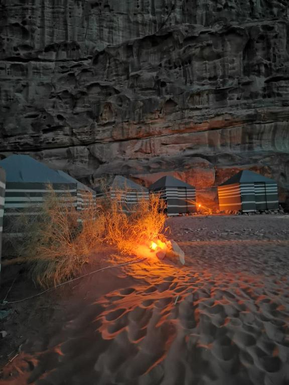 Příroda nedaleko luxury tent