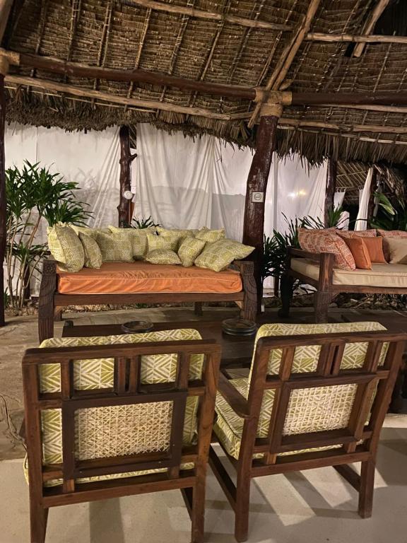 Posezení v ubytování Kilili Baharini Resort & Spa