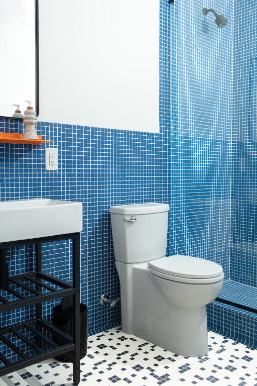 Koupelna v ubytování YOWIE Hotel