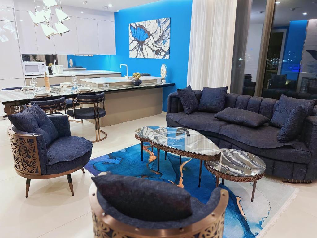 Posezení v ubytování Mullet Bay Suites - Your Luxury Stay Awaits