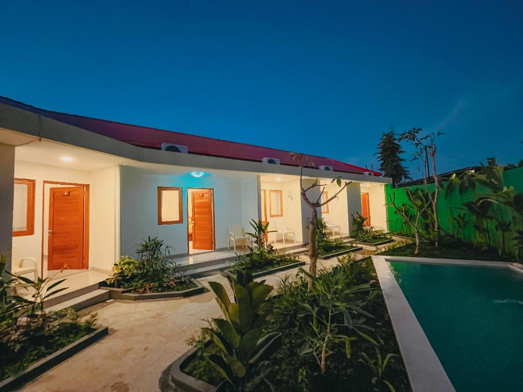 Bazén v ubytování Mora Residence nebo v jeho okolí