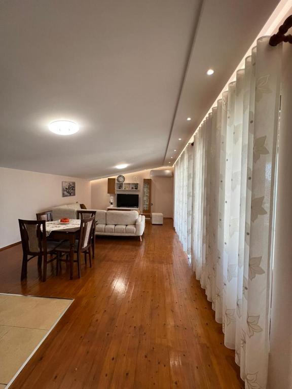Villa Penthouse & Apartament - Imazhi 7