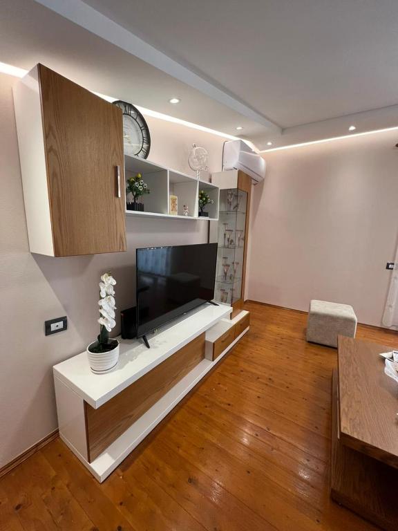 Villa Penthouse & Apartament - Imazhi 5