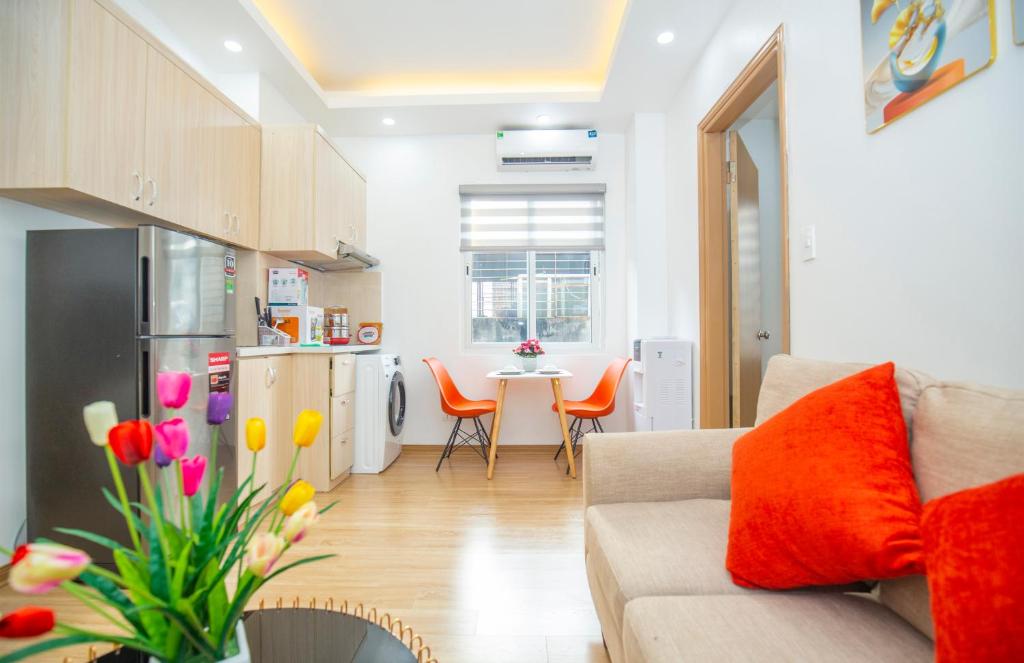 Kuchyňa alebo kuchynka v ubytovaní Sumitomo Apartment - Linh Lang street