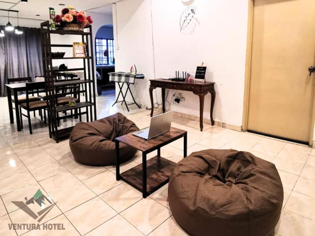 Ventura Hotel and Tours, Gua Musang (updated prices 2024)