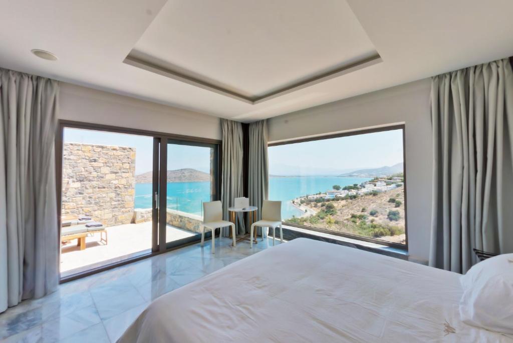 Royal Marmin Bay Boutique & Art Hotel - Chambre De Luxe Avec Jacuzzi Et Vue En Mer