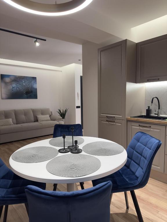 O bucătărie sau chicinetă la MA Housing West Tower - 14th, 13th, 12th, 9th floor