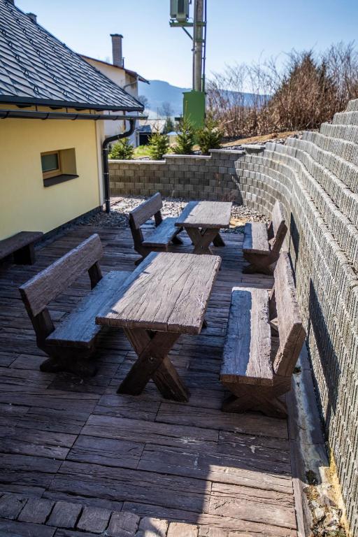Budova, kde se aparthotel nachází