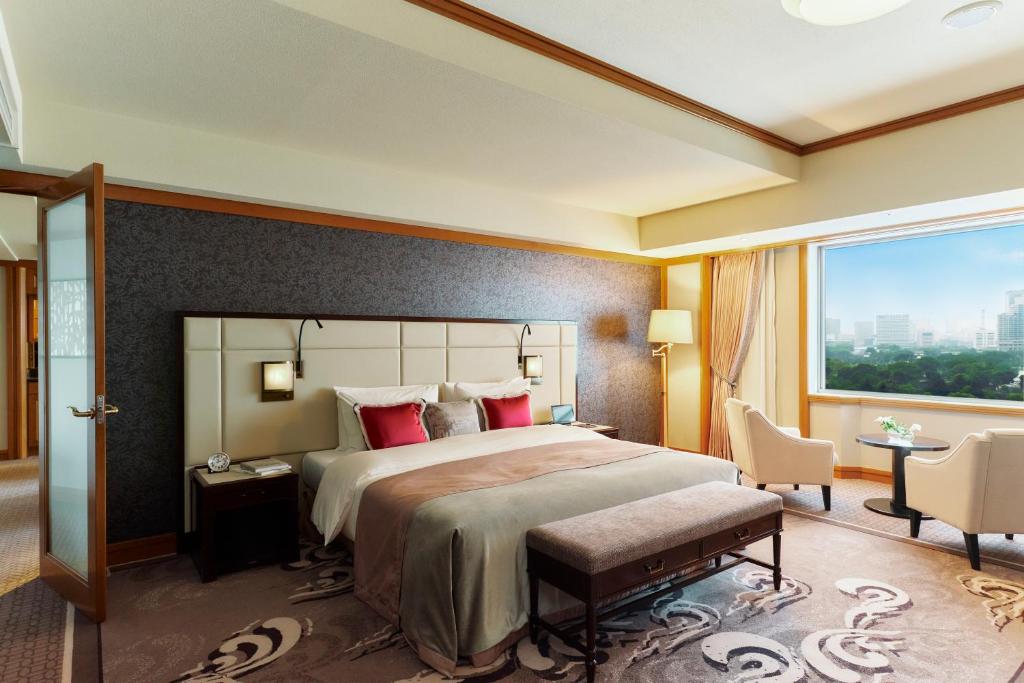 Postel nebo postele na pokoji v ubytování Imperial Hotel Tokyo