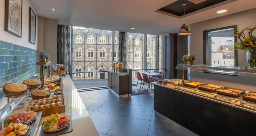 Clayton Hotel Cardiff - Resim 9