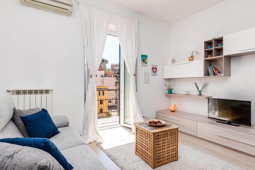 Posedenie v ubytovaní Apartment near to San Peter Vatican JOYA ROMA