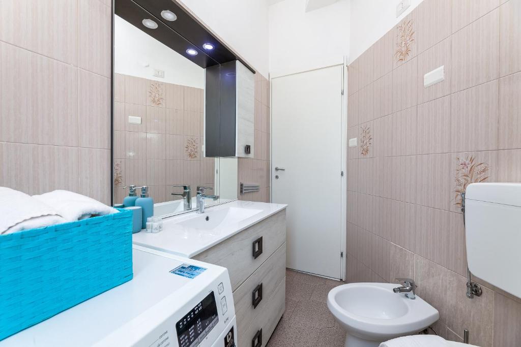 Kúpeľňa v ubytovaní Apartment near to San Peter Vatican JOYA ROMA