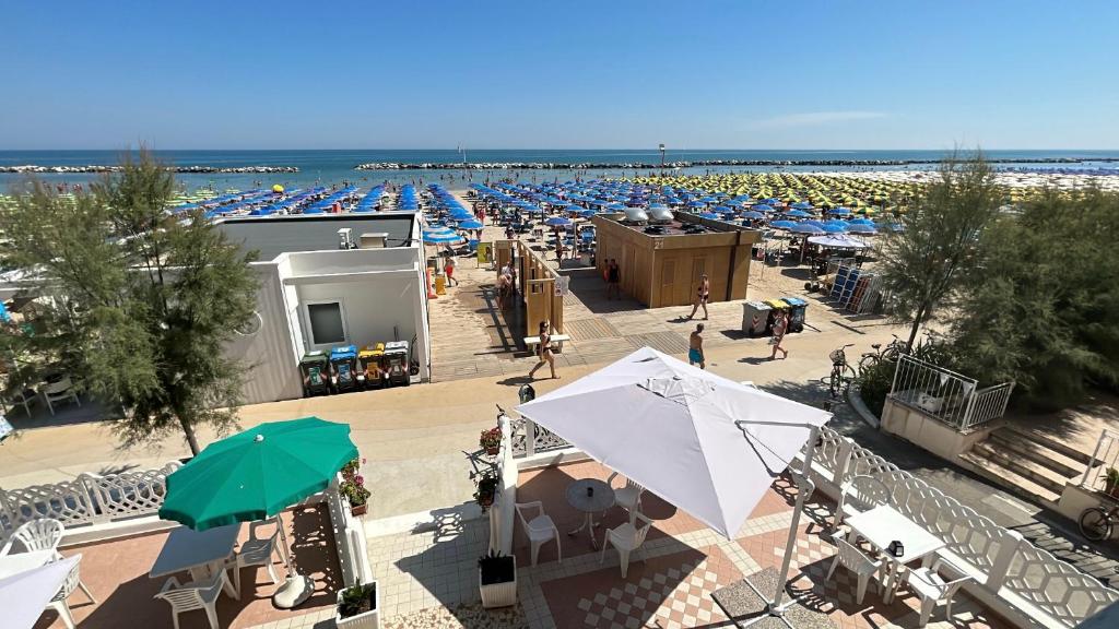 Nespecifikovaný výhled na moře nebo výhled na moře při pohledu z hotelu