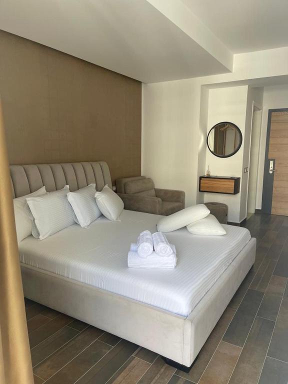 Postel nebo postele na pokoji v ubytování Hotel Adria