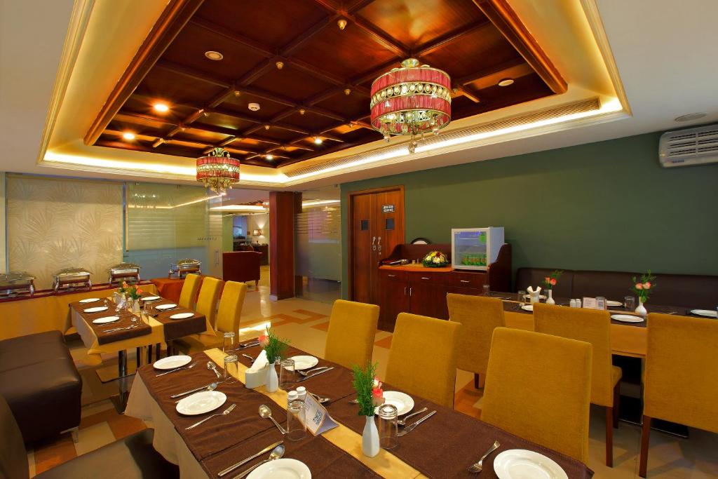 Restaurace v ubytování Cochin Palace