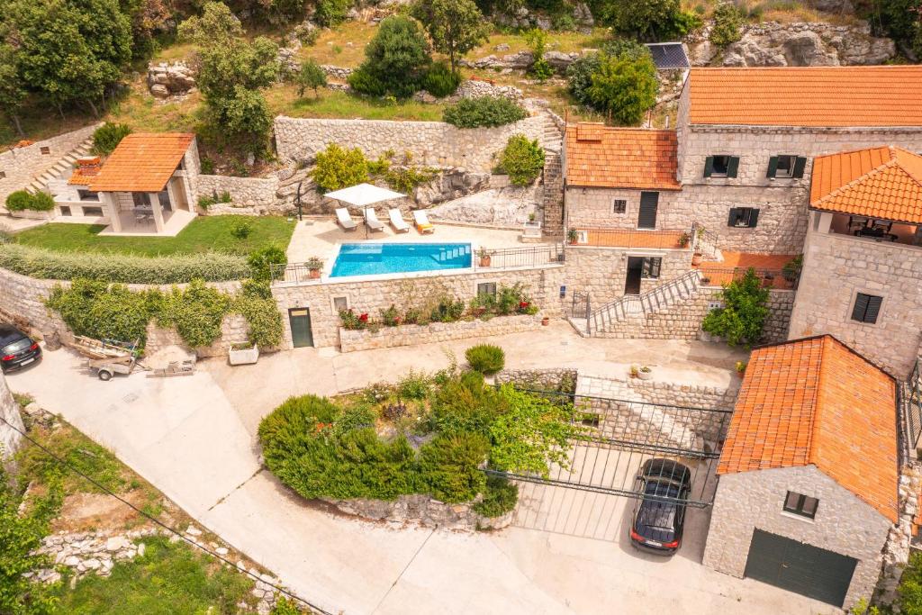 Bazén v ubytovaní Holiday Home Majkovi alebo v jeho blízkosti