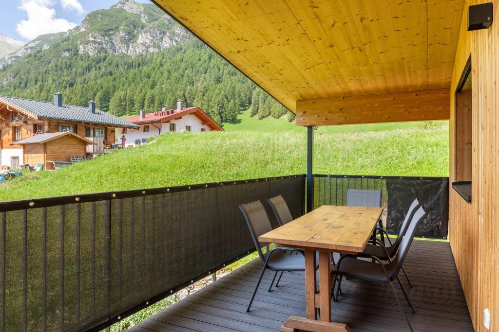 Nespecifikovaný výhled na hory nebo výhled na hory při pohledu z apartmánu