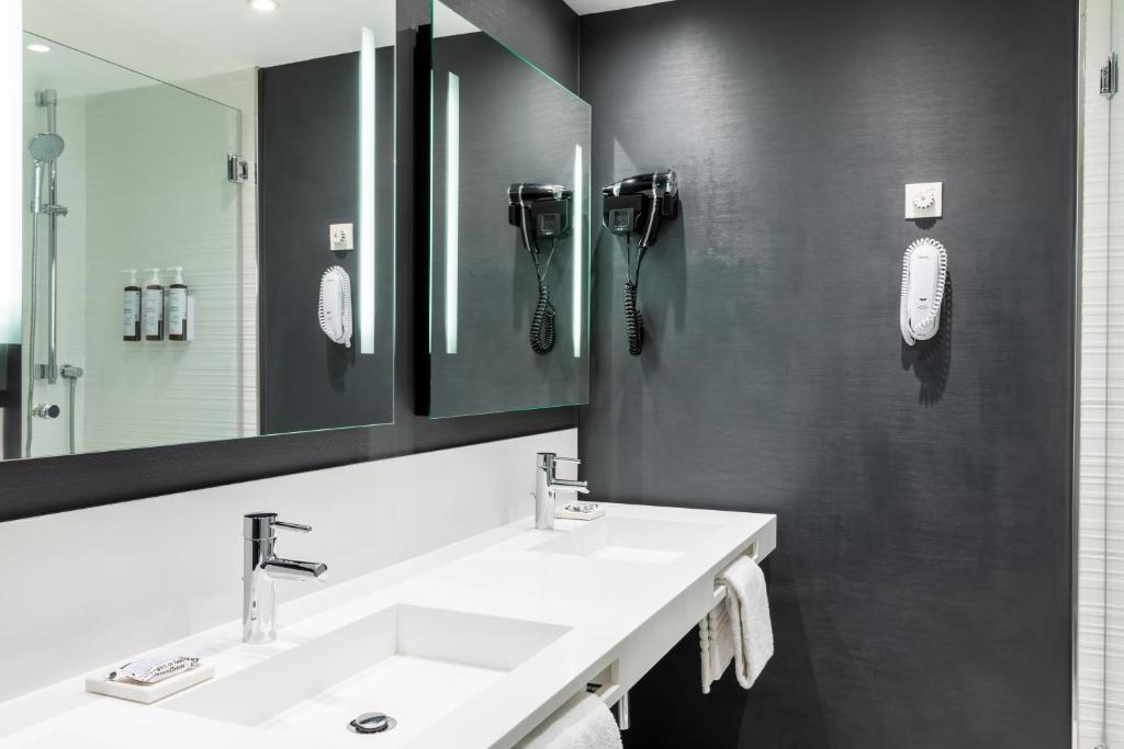 
Junior Suite with Sea View
