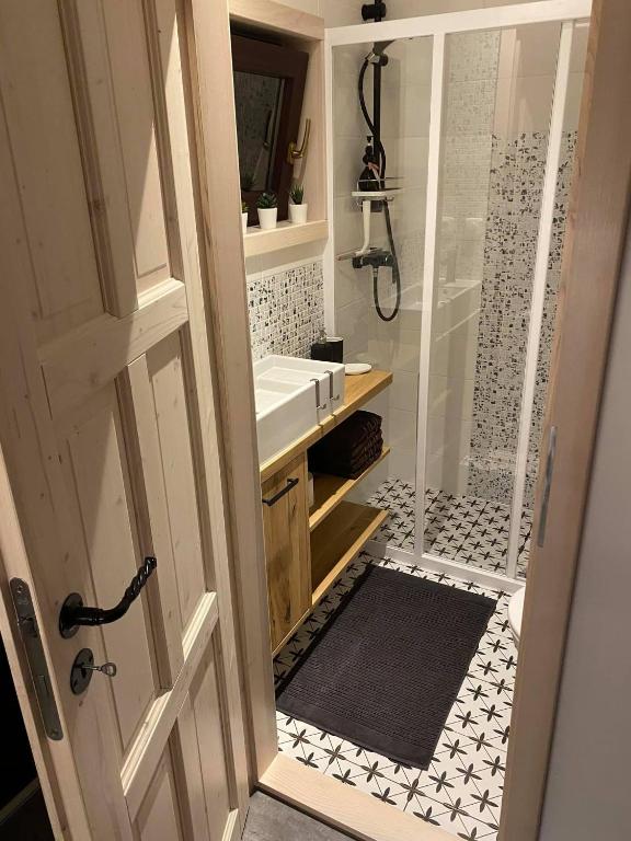 Kúpeľňa v ubytovaní Apartmány pod Rališkou