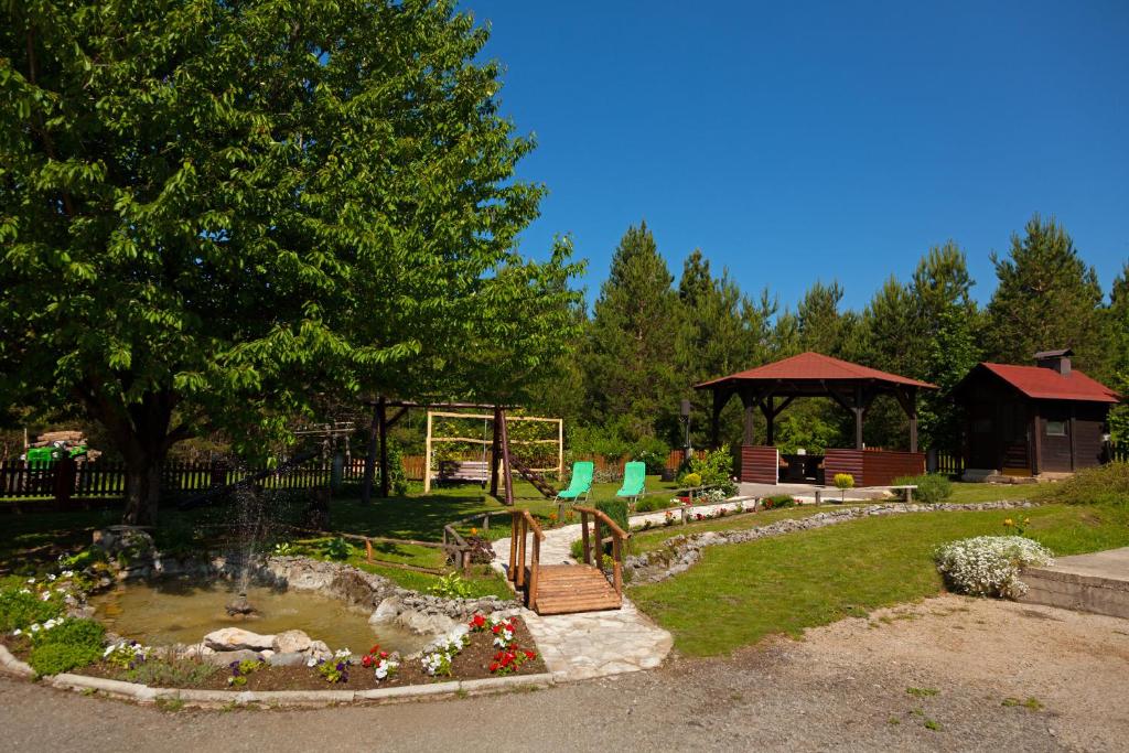Zahrada ubytování Guesthouse Kovačević