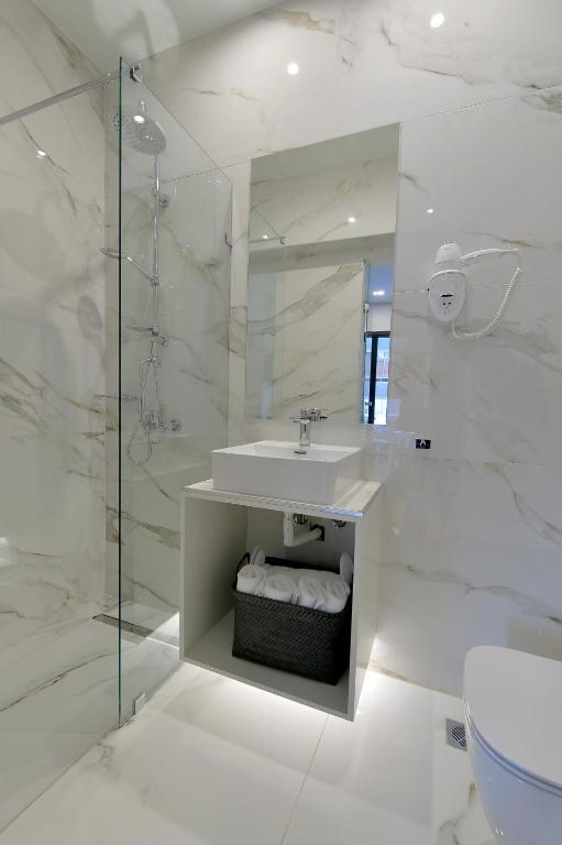 Athenian Gem - Resim 44