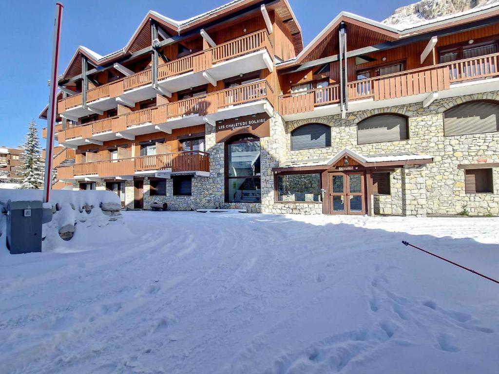 Studio avec mezzanine, balcon, parking proche pistes Val-d'Isère – photo 9