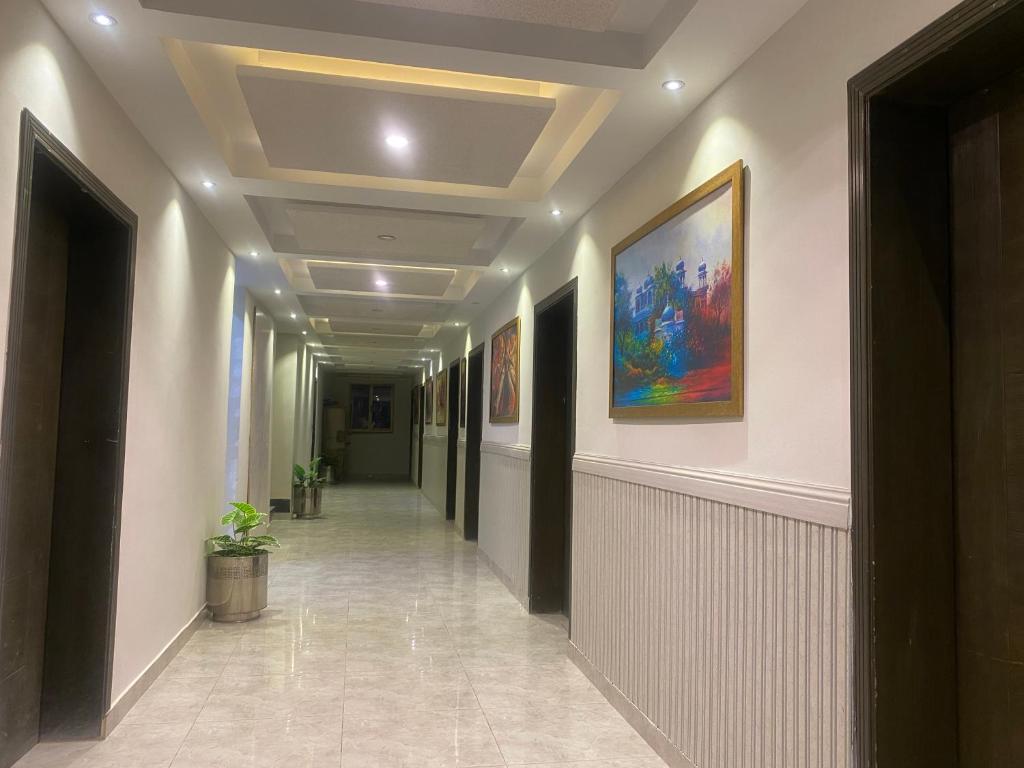 comfort you deserve - Deluxe Double Room (2 Adults + 1 Child)
