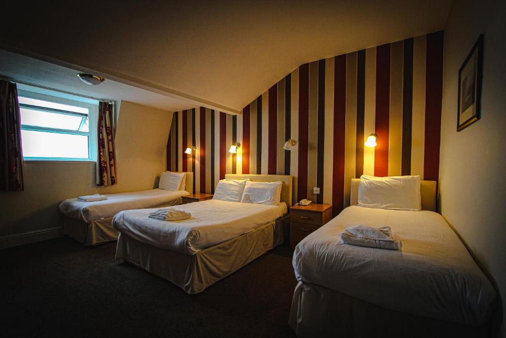 Chatsworth House Hotel - Sala Familiar Con Vista Al Mar
