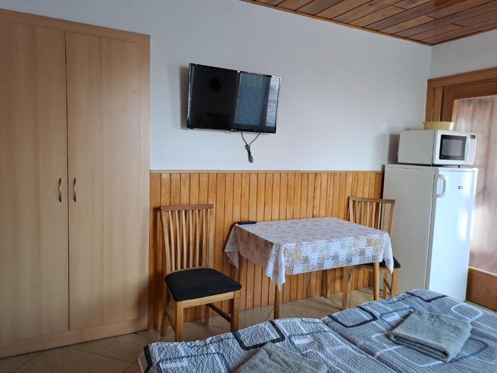 Kuchyň nebo kuchyňský kout v ubytování Jiřinka