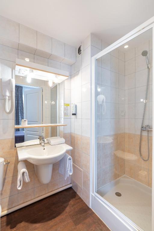 Logis Hotel des Ducs - Habitación Doble Estándar