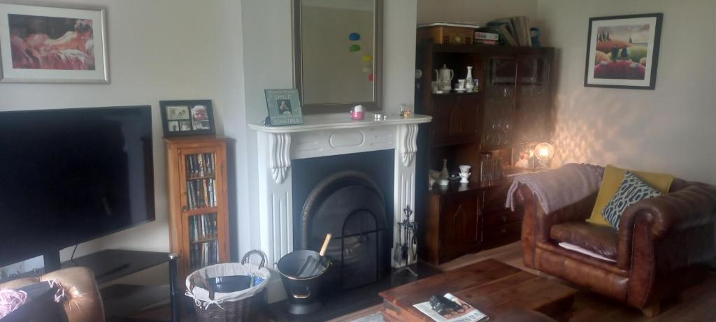 Photo from 1 Cartrun Breac N39D7H6 Opposite Longford Rugby Club - See the Yellow Door in Longford, County Longford, Ireland