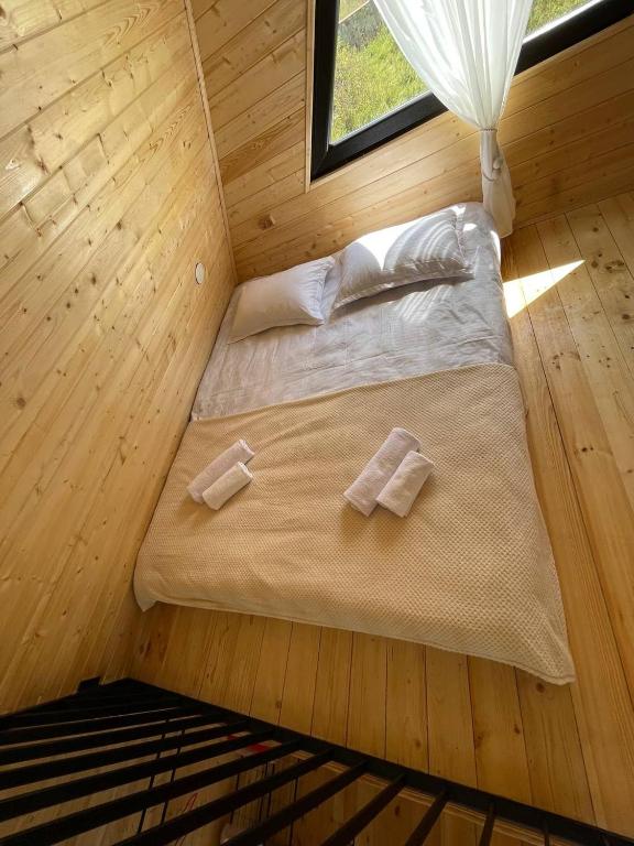 Postel nebo postele na pokoji v ubytování Cottage THORI Stephantsminda,Achkhoti