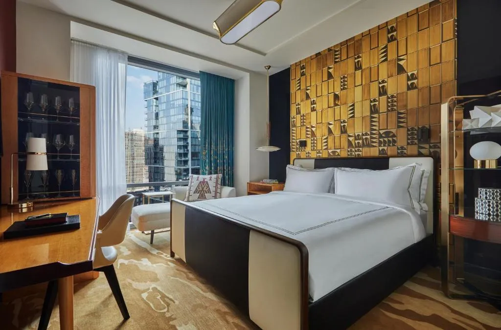 Deluxe King Room