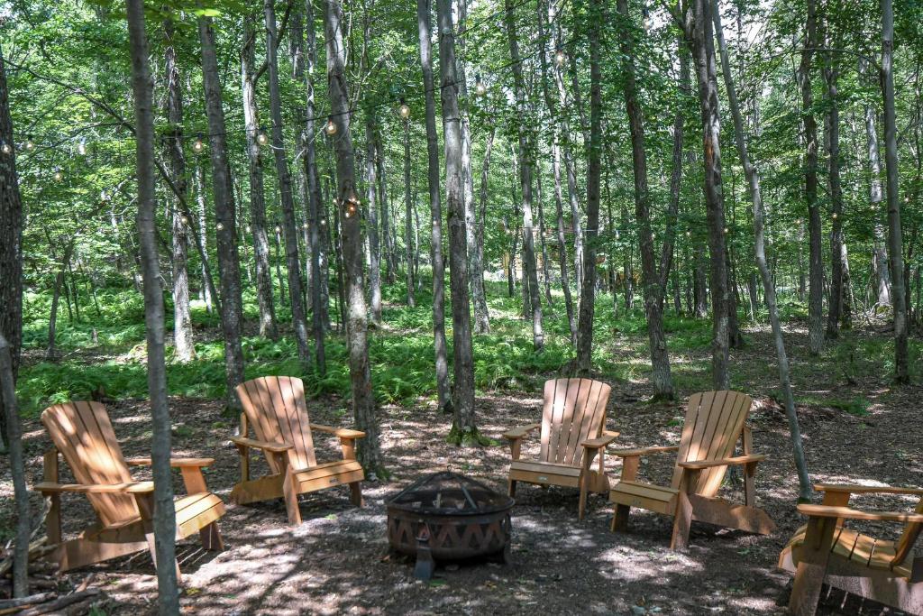 Tao House at Serenity Woods - Maison De Trois Chambres