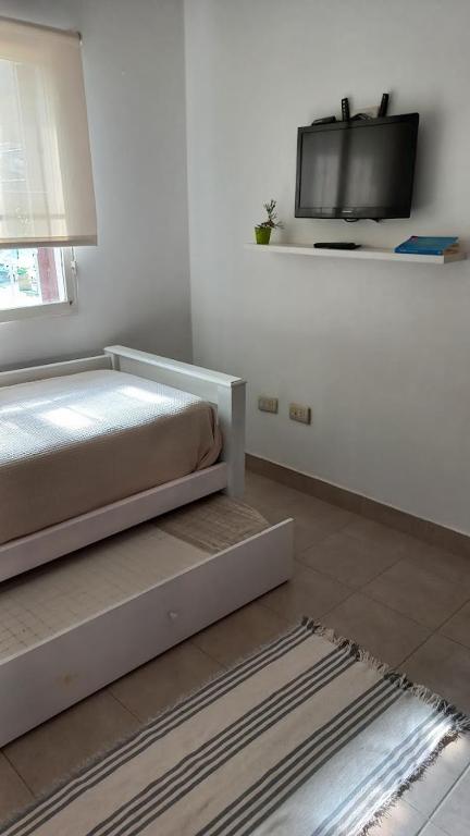 Aeropuerto a 5' y Ruta del Vino a 100 mts