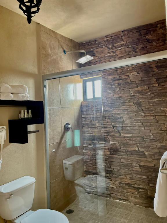 Koupelna v ubytování Cabañas, Suites y Habitaciones Rancho San Jorge