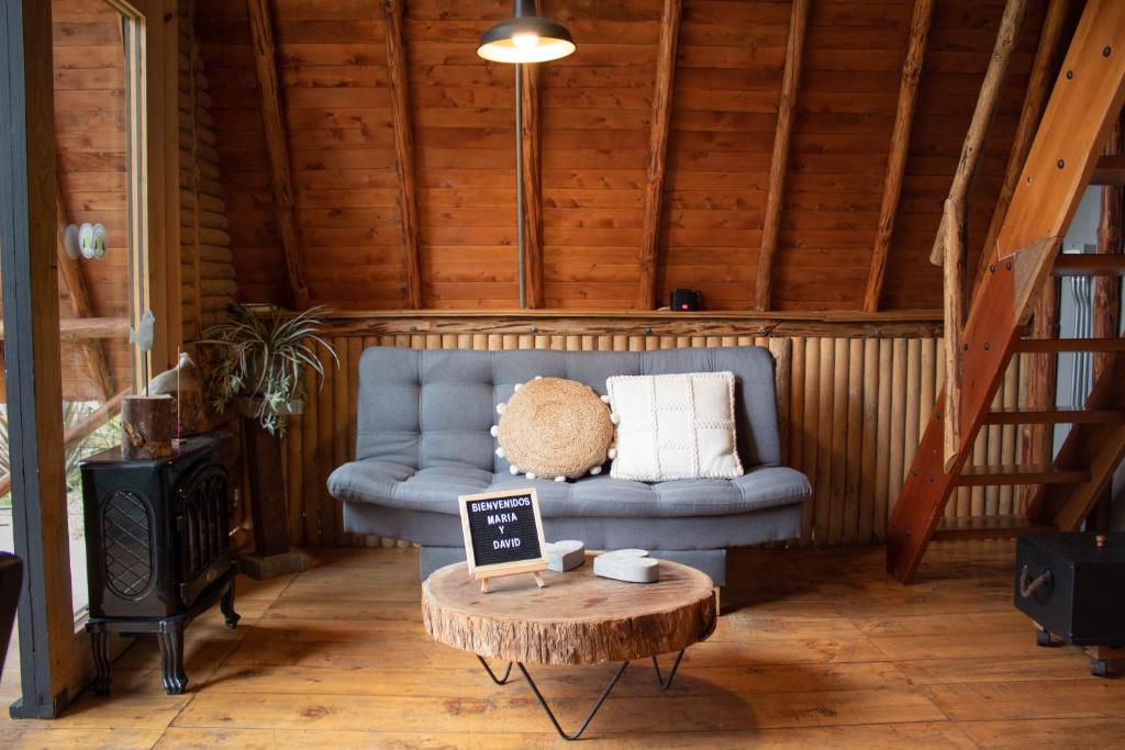 Prostor za sedenje u objektu Glamping con jacuzzi cerca a Medellin