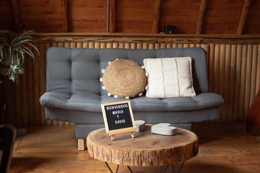 Prostor za sedenje u objektu Glamping con jacuzzi cerca a Medellin