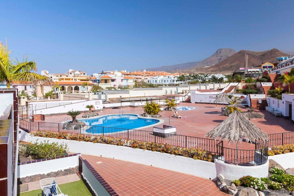 Bazén v ubytování Penthouse El Mirador Los Cristianos Tenerife - VV nebo v jeho okolí