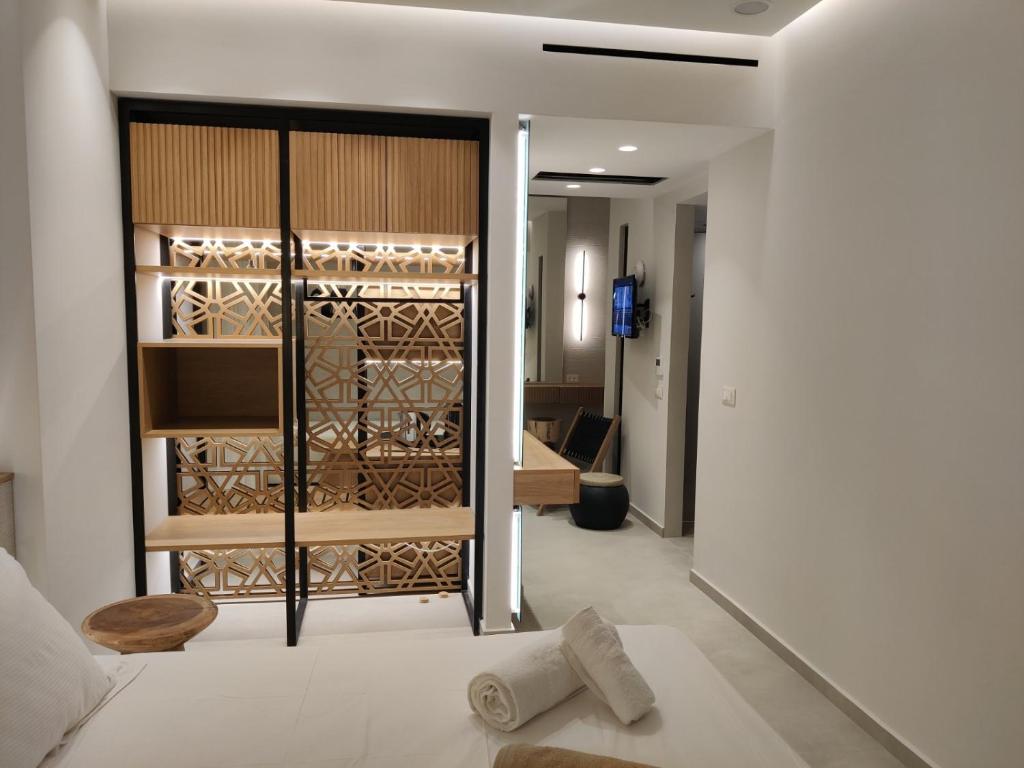 Niriides Palace - Deluxe Junior Suite