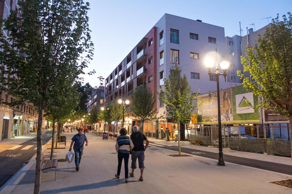 Lugaris Rambla Apartments - 14