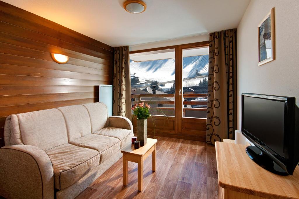 Lagrange Vacances Les Chalets du Mont Blanc, Hauteluce – Updated 2023 Prices