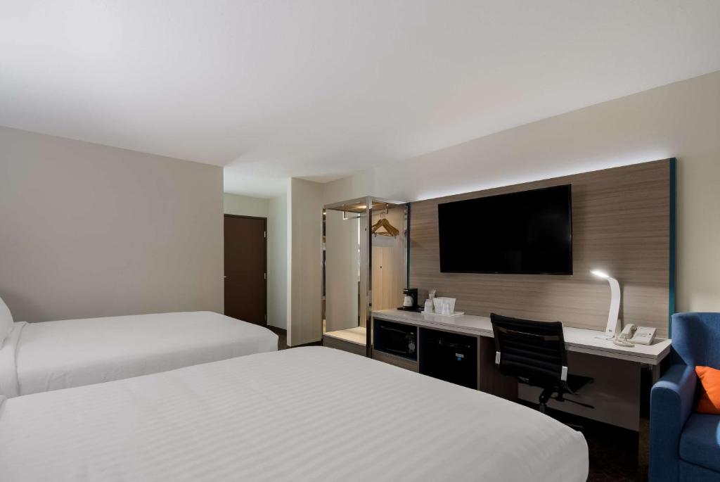 Best Western Bemidji - Queen Room With Two Queen Beds - Non-Smoking