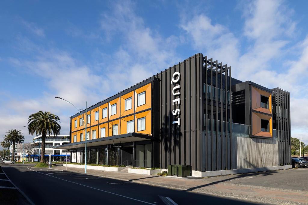 a building on the side of a street at Quest Mt Maunganui in Mount Maunganui