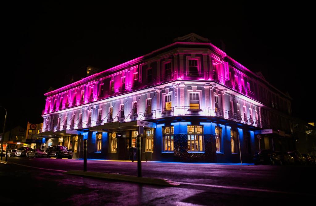 The Cambridge Hotel & Backpackers - Resim 26